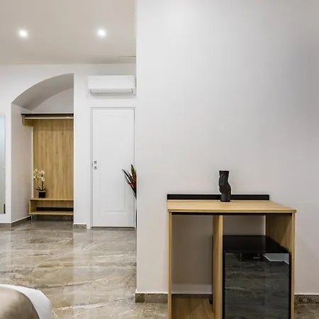 Borgo Casanova 4* Neapel
