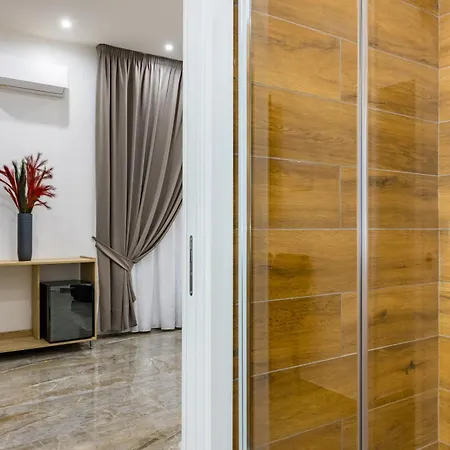 Borgo Casanova 4* Neapel