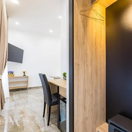 Borgo Casanova 4* Neapel