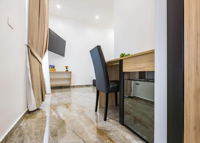 Borgo Casanova 4* Nápoles